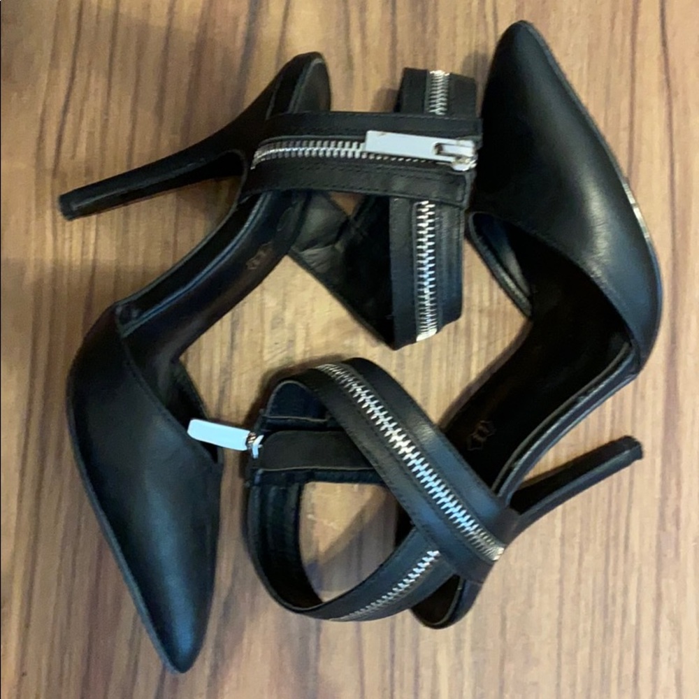 ALDO BLACK HEELS - Picture 5 of 5